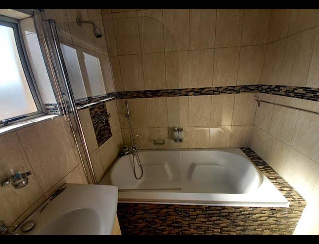4 BEDROOM PROPERTY TO RENT IN SHERWOOD